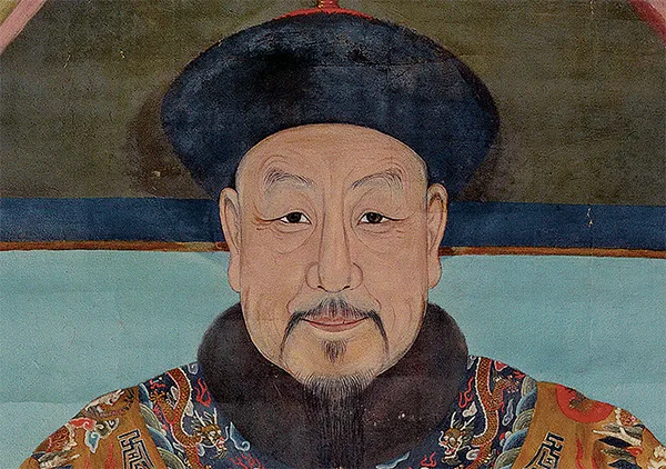 被影视剧骗了?乾隆的真实长相,全靠这个意大利人画了下来《乾隆皇帝朝服像》 历代国画 第1张-墨韵书香