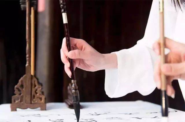 寿从笔端来，书法是最高雅的养生方式！ 书画知识 第2张