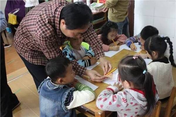 规范学前写字姿势 养成良好书写习惯 未分类 第20张-墨韵书香 规范学前写字姿势 养成良好书写习惯 未分类 第20张