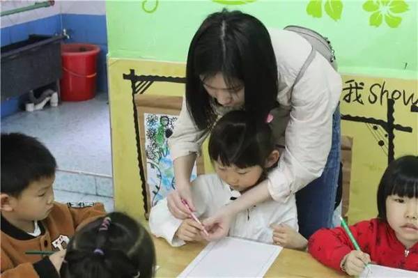 规范学前写字姿势 养成良好书写习惯 未分类 第18张-墨韵书香 规范学前写字姿势 养成良好书写习惯 未分类 第18张
