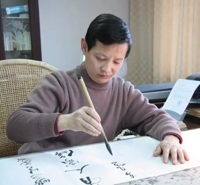 书法用腕是艺术也是功底，那么该如何用腕？ 书画知识 第3张